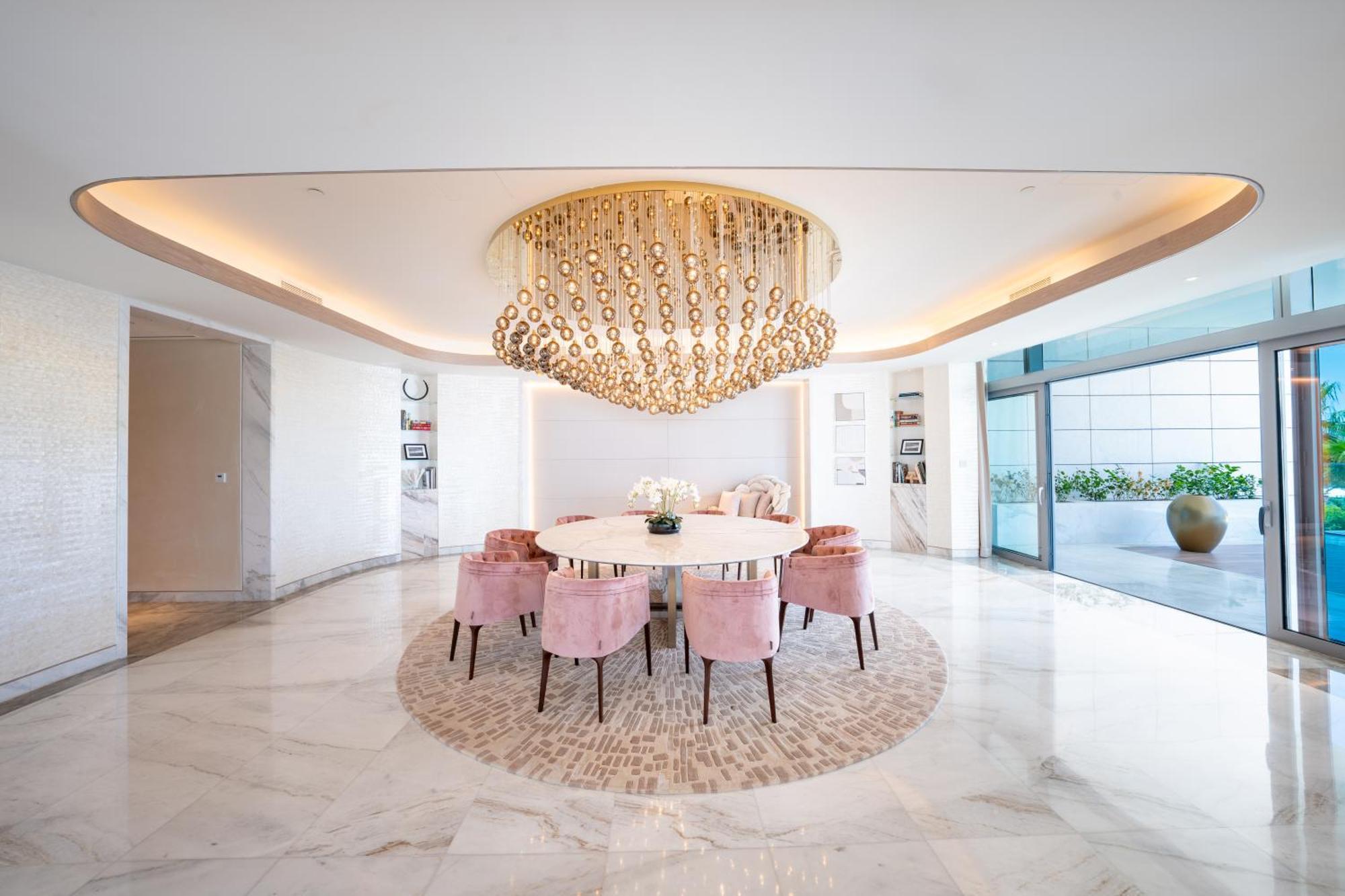 迪拜 Five Luxe酒店 外观 照片 Dining room